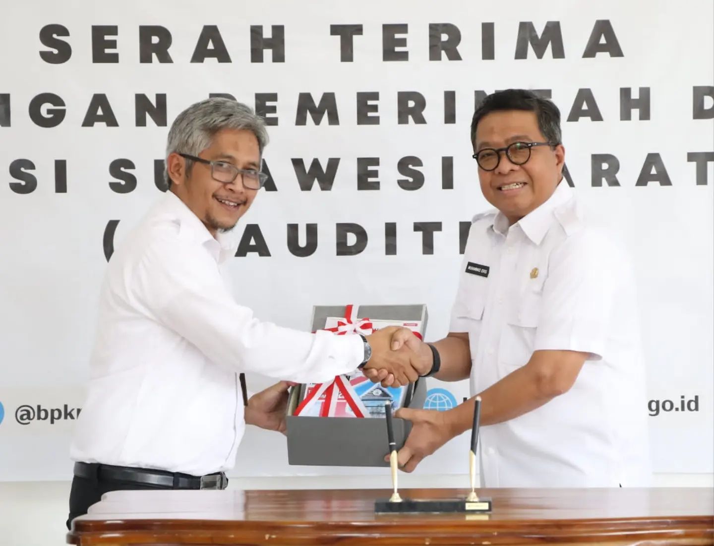 Pemprov Sulbar Serahkan LKPD 2022 Kepada BPK Perwakilan Sulbar